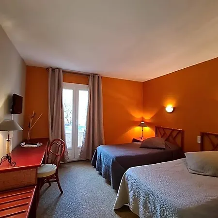 ホテル Restaurant De L'olivier 2*
